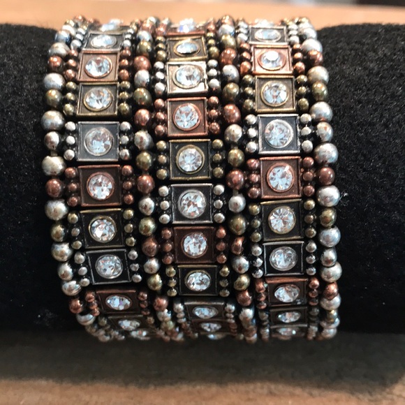 Cuff stretch bracelet - Picture 1 of 4